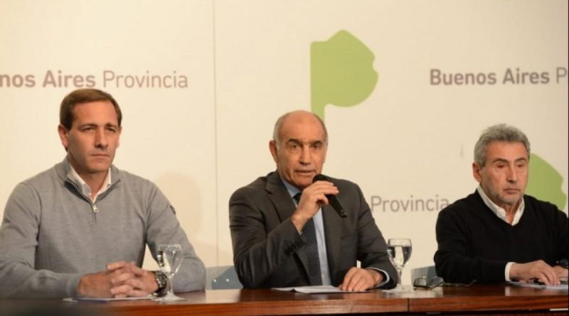 El vicegobernador y el intendente adelantaron una "fuerte multa" a la empresa y resarcimientos a los usuarios afectados