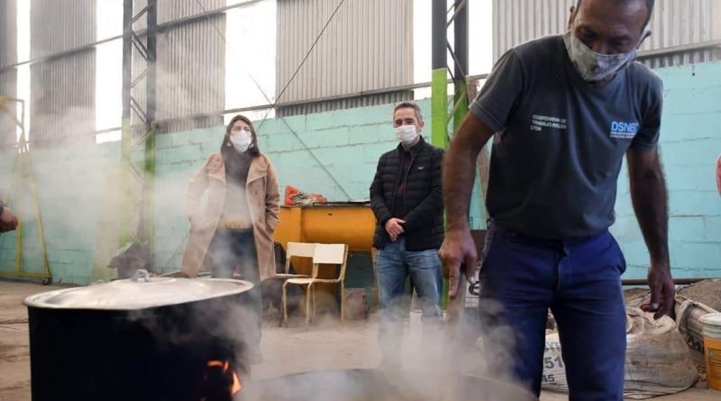 El ministro Larroque compartió diversas actividades en Municipios de la región oeste