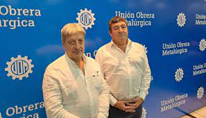 Los secretarios General y Adjunto de la Unión Obrera Metalúrgica (UOM) a nivel nacional, Abel Furlán y Naldo Brunelli, se reunieron con Carlos Castagnetto, el titular de la Administración Federal de Ingresos Públicos (AFIP).