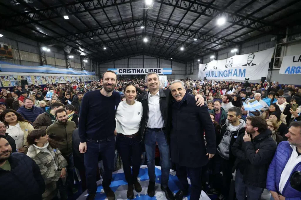 Con la fuerza y el ejemplo de Evita y Cristina, vamos a salir a hacer patria en Hurlingham y seguir defendiendo todo lo que avanzamos este año y medio”.
