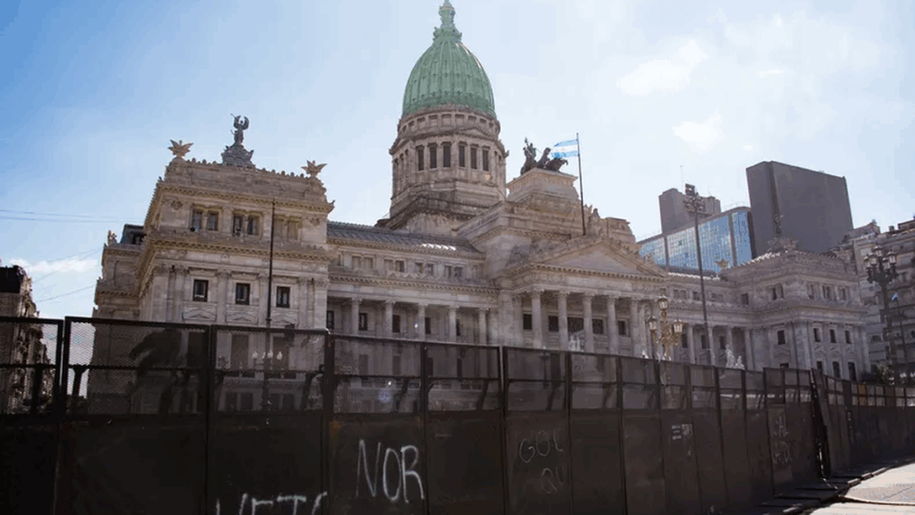Adentro del recinto habrá votaciones claves.